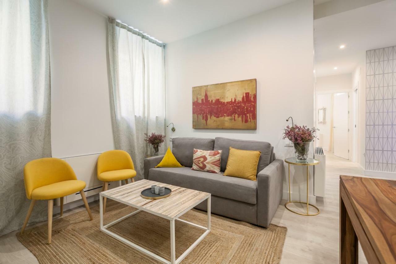 Apartamentos Rg Suites Jardines De Murillo Seville Ngoại thất bức ảnh