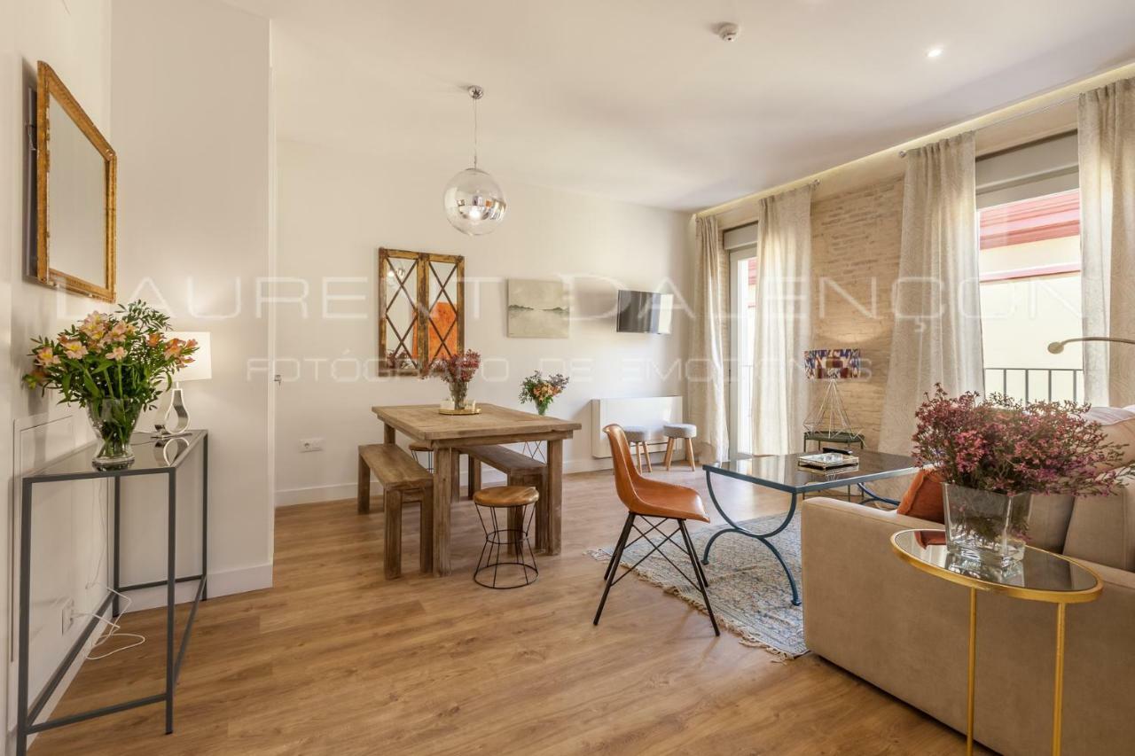 Apartamentos Rg Suites Jardines De Murillo Seville Ngoại thất bức ảnh